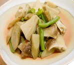 高野豆腐、ごぼう、しいたけの白だし煮